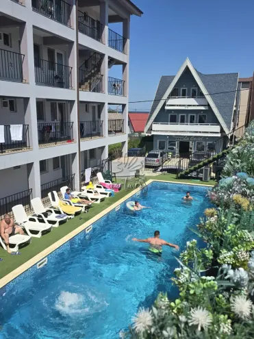 Camere de Închiriat APROAPE DE MARE LA CASTEL ACCOMMODATION