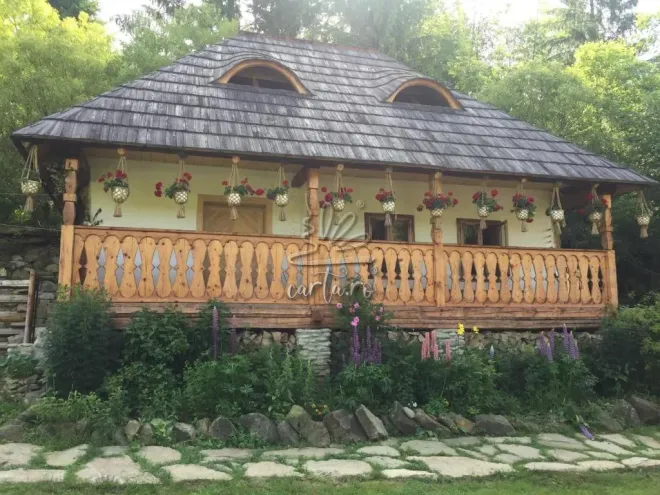Pensiunea AGROTURISTICĂ CASA COLINIȚA